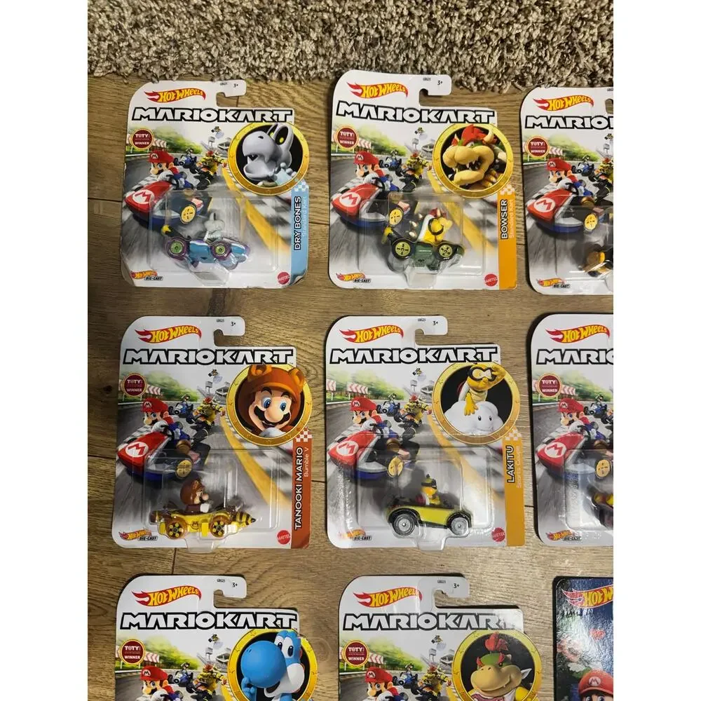 Hot Wheels Mario Kart lot of 14 - READ